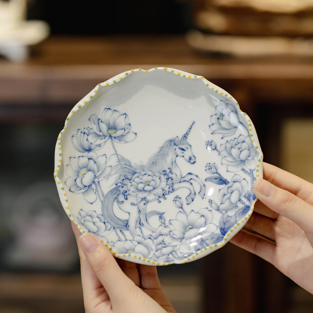 QQX0080 青樵轩-独角兽花边壶承