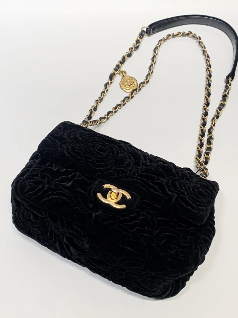 99新 Chanel/香奈儿 HIHI21A黑色丝绒山茶花金币大mini芯片JL