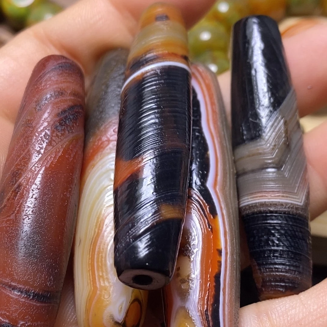 赫***玛瑙/玉髓未镶嵌颈饰