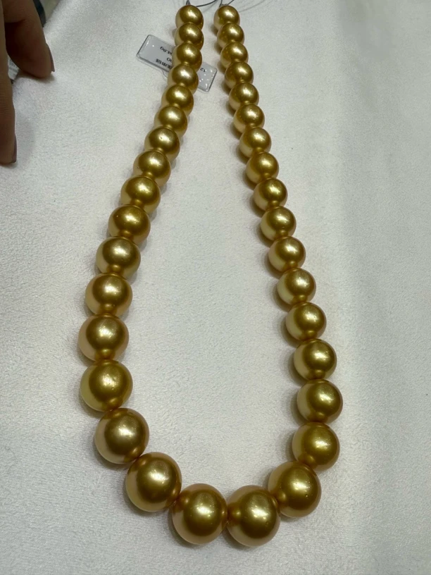 10-12mm南洋金珠项链很完美