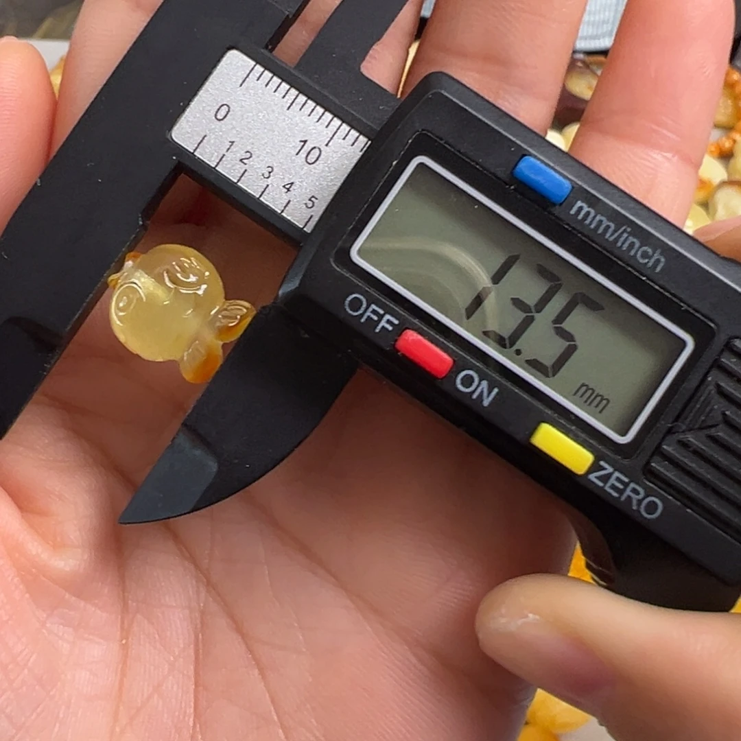 琥珀未镶嵌裸石蜜蜡