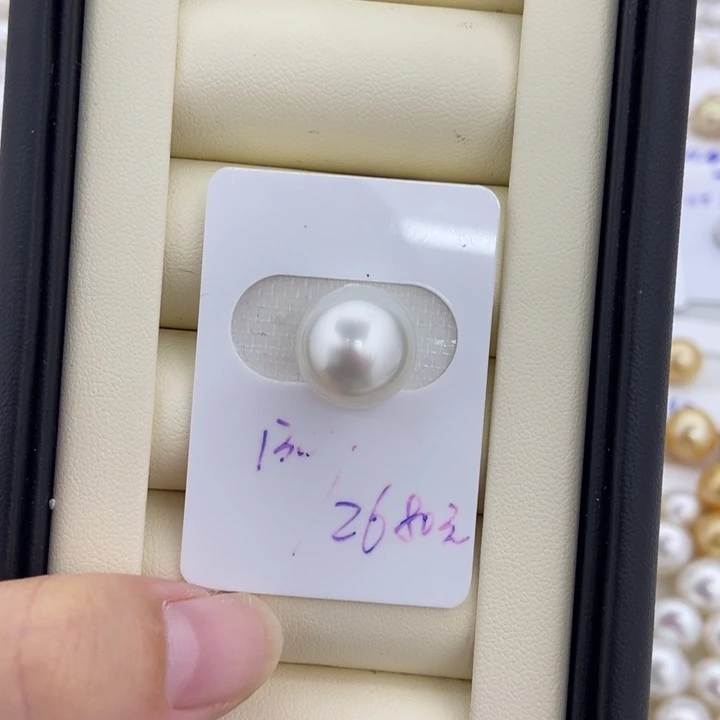 银S925镶嵌海水珍珠耳饰13.5mm正圆微微瑕冷光