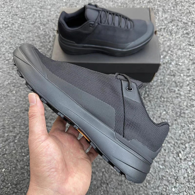 轻奢跑鞋夏季透气舒适减震轻便休闲鞋软底百搭运动鞋男鞋