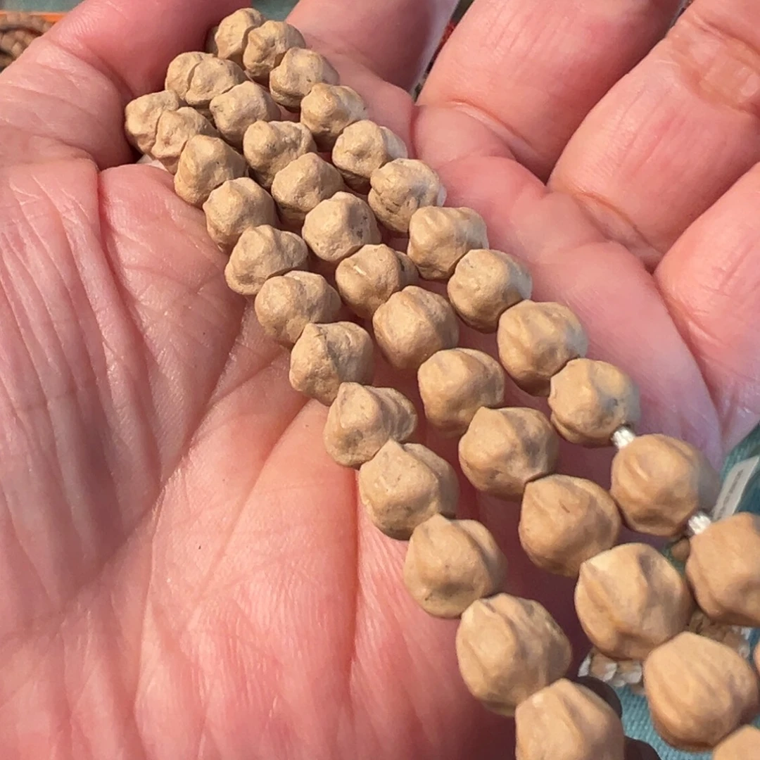 柏香籽/百香籽吊坠E21