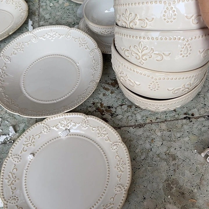 瓷片瑕疵特价商品浮雕面