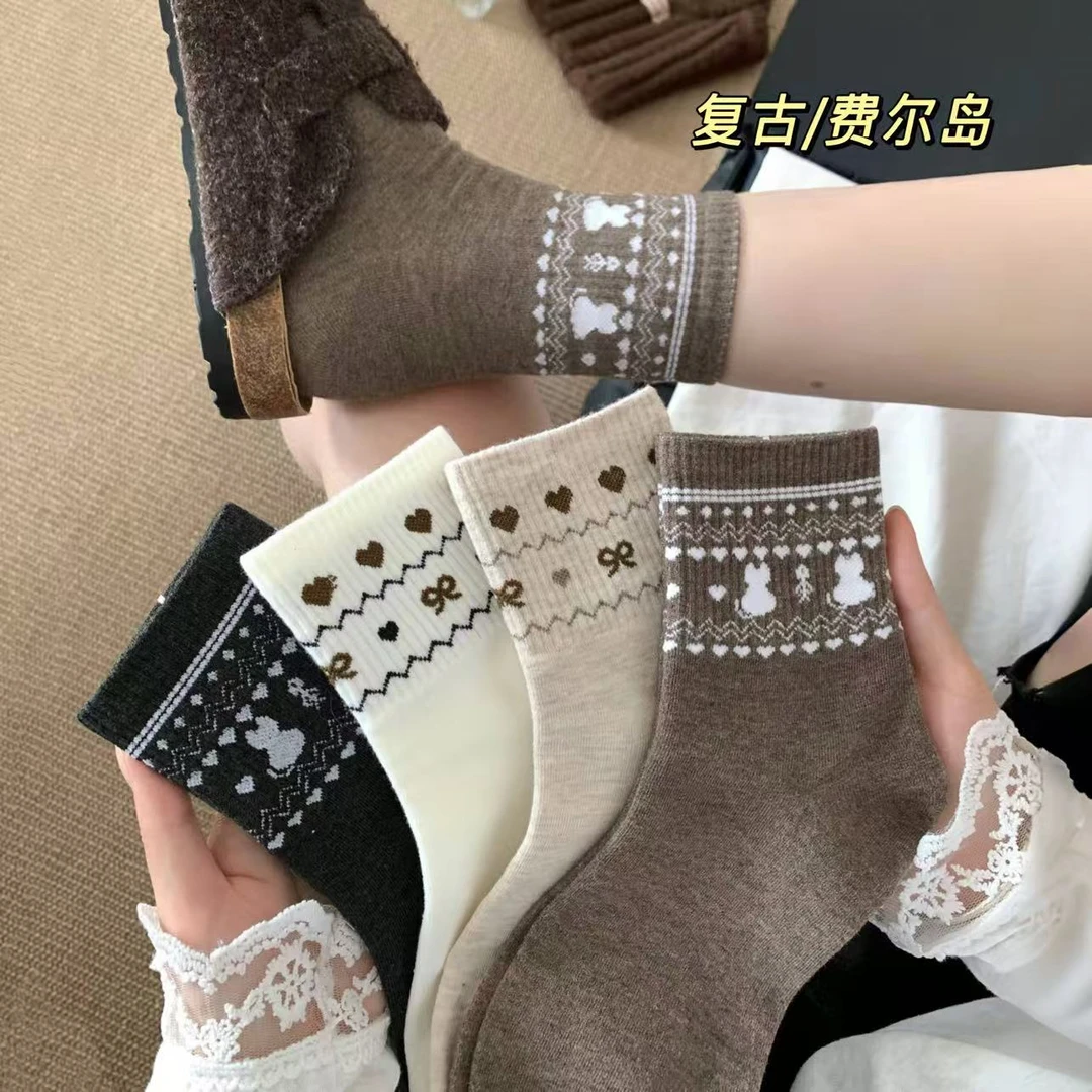 秋冬新款复古民族风菲尔岛袜子女士中筒袜ins风百搭长筒袜潮流T
