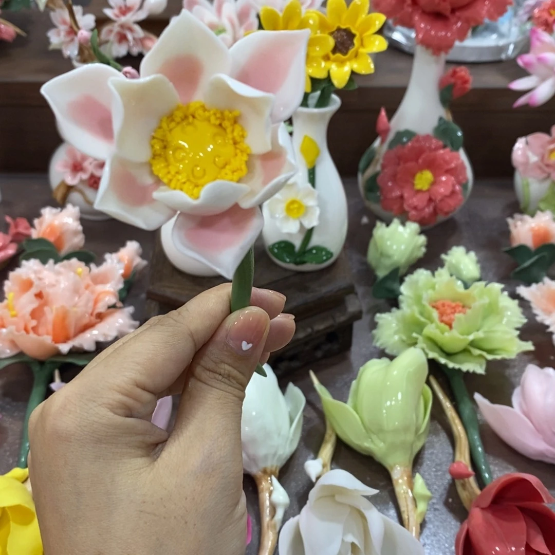 摆件陶瓷手工花摆件