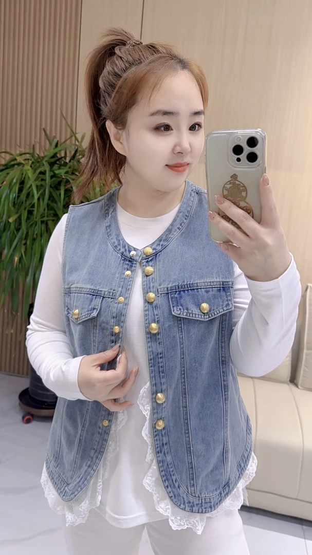 【聪姐推荐】68298小香风蕾丝拼接牛仔马夹（衣长60，胸围114）