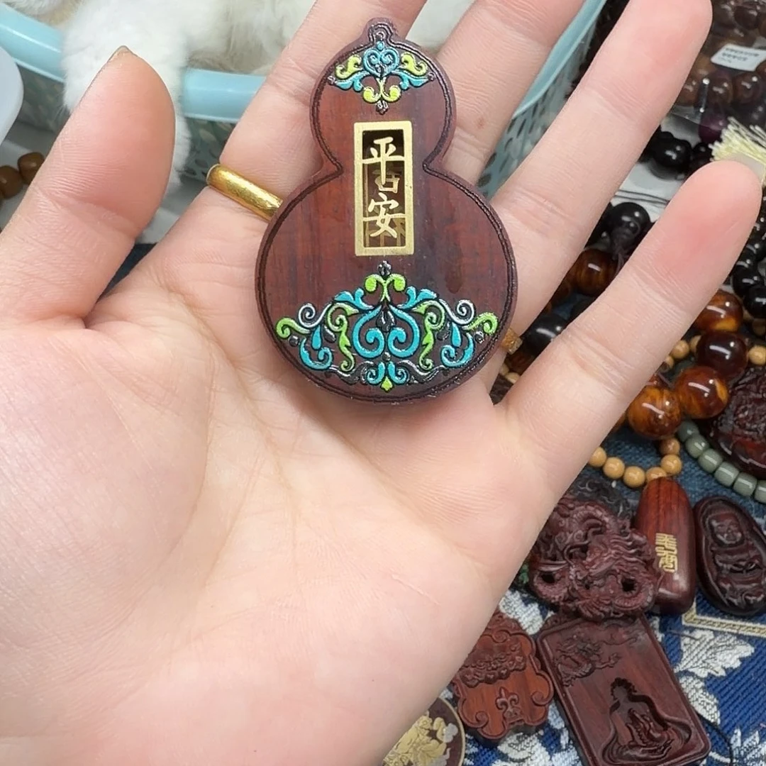 维腊木（绿檀）无事牌