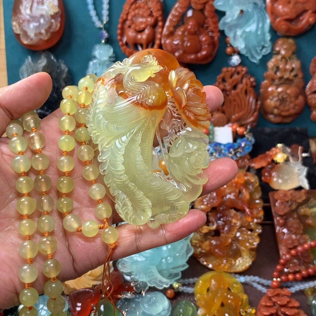 蛇纹石玉挂坠未镶嵌鱼