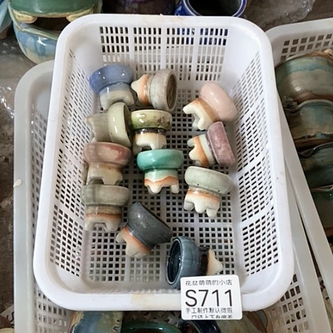 紫砂花盆711微瑕品口径3厘米左右尺寸