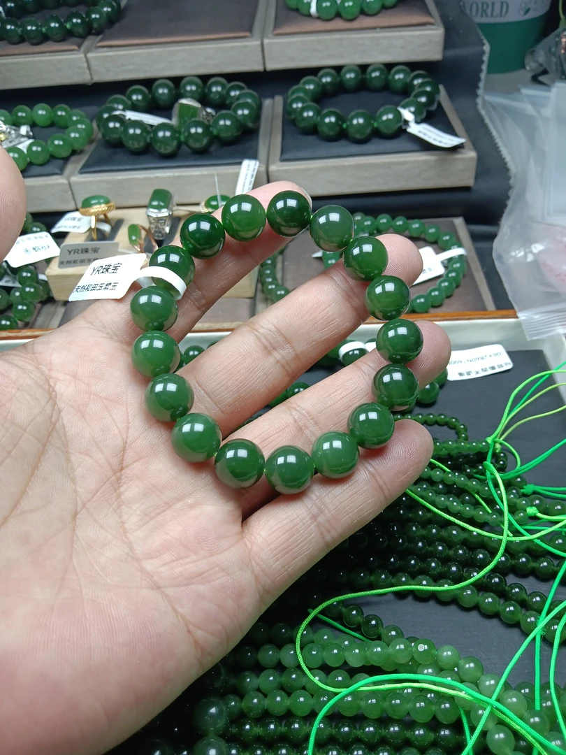 和田玉碧玉卡13手串菠菜绿