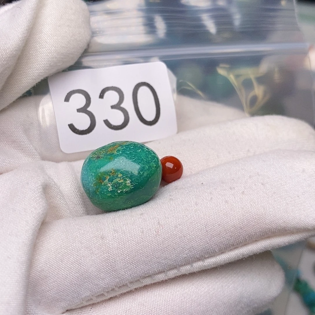 南红玛瑙未镶嵌珠宝半成品