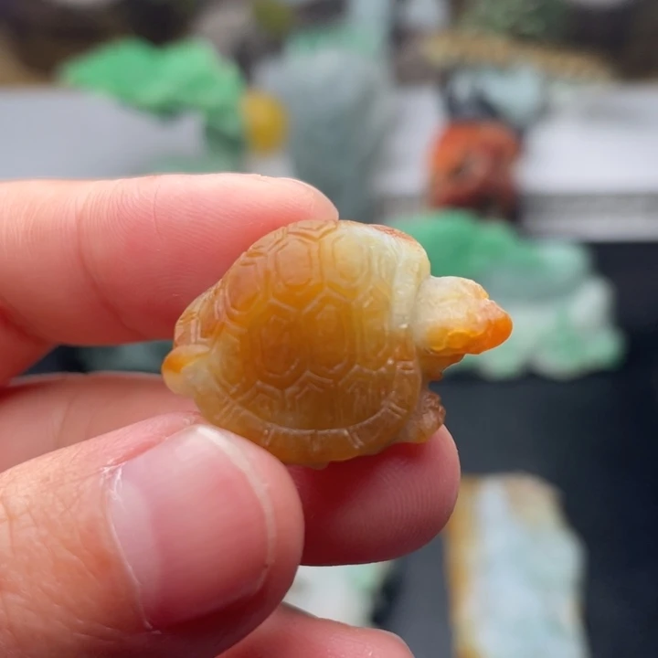 定制翡翠未镶嵌精品毛货翡翠小乌龟