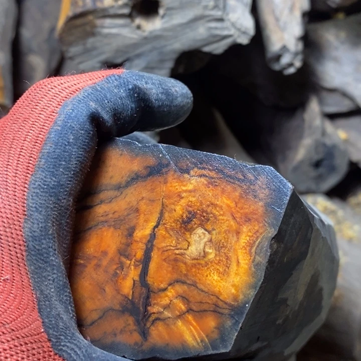 进***了贡木贡木（定制产品不退不换）