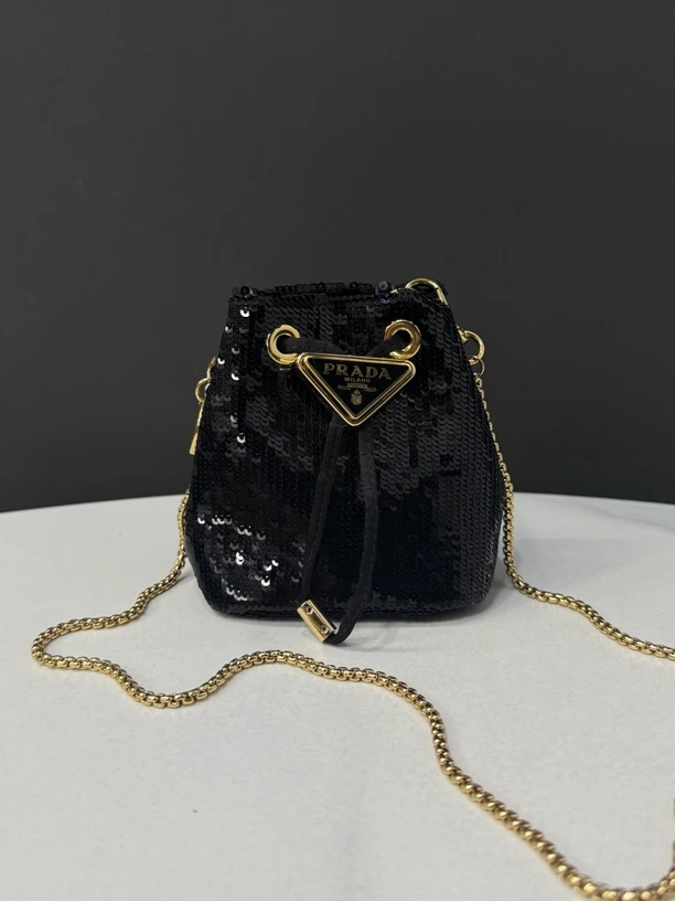 99新 Prada/普拉达 mini亮片水桶包8cm/JJ5062902