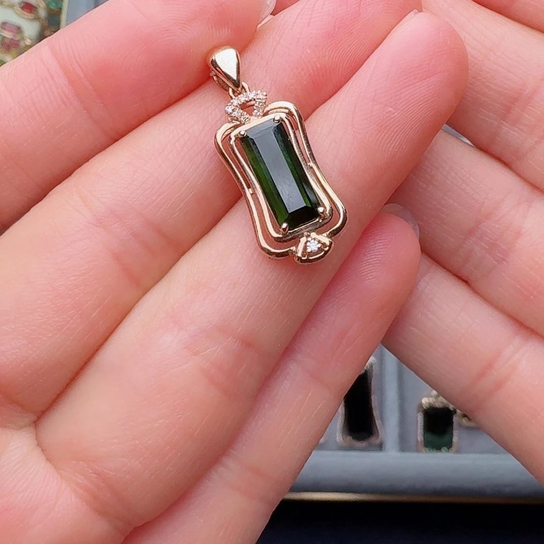 戒指18K金镶嵌碧玺