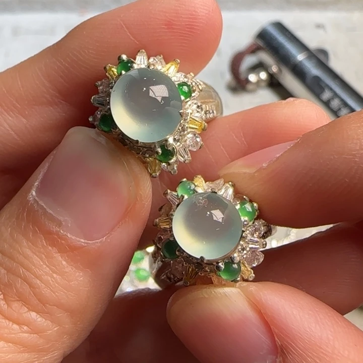 定制翡翠未镶嵌翡翠