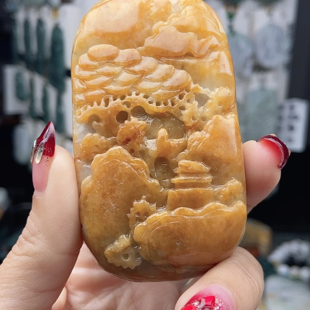 翡翠颈饰未镶嵌翡翠