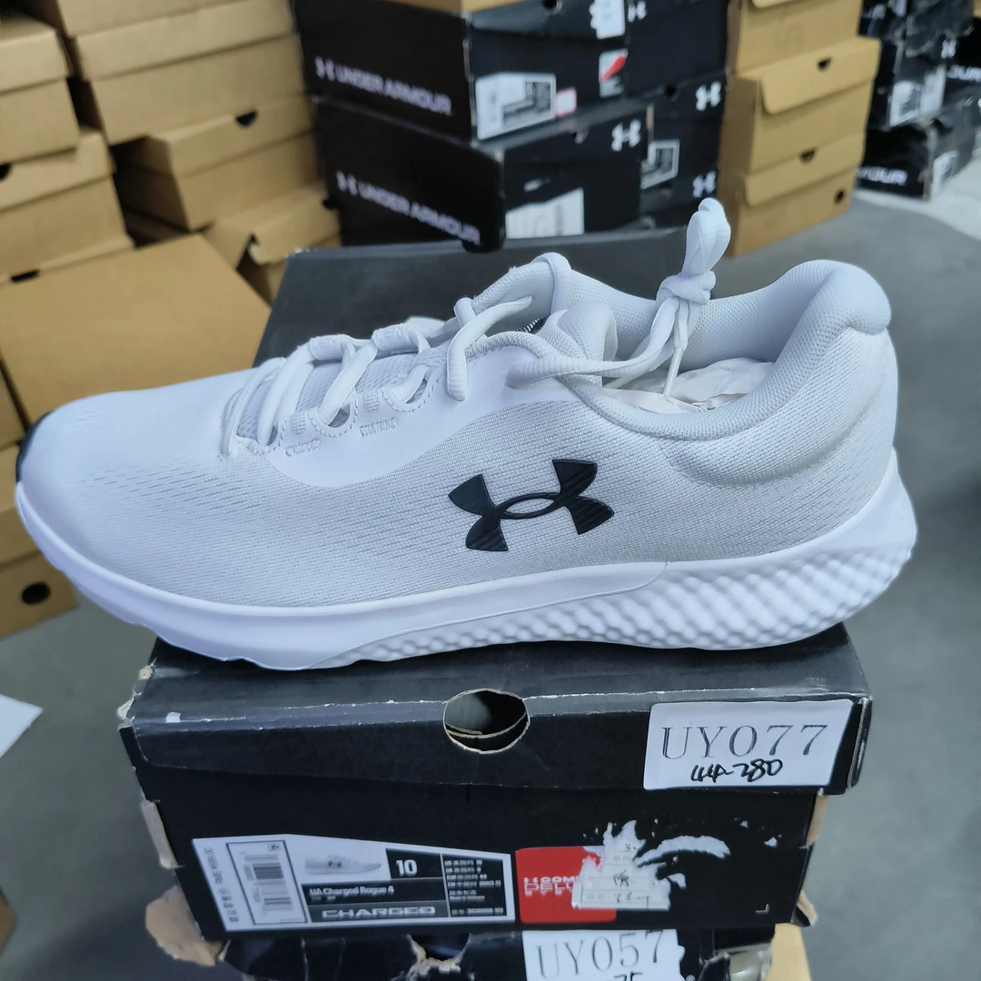 安德玛断号-运动鞋-UY077