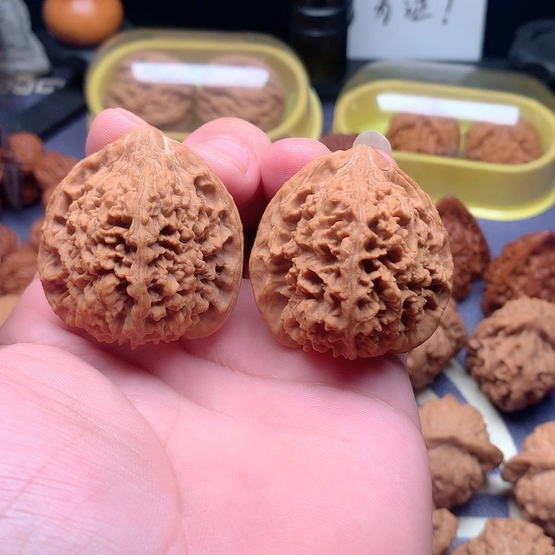 文玩核桃把件满天星