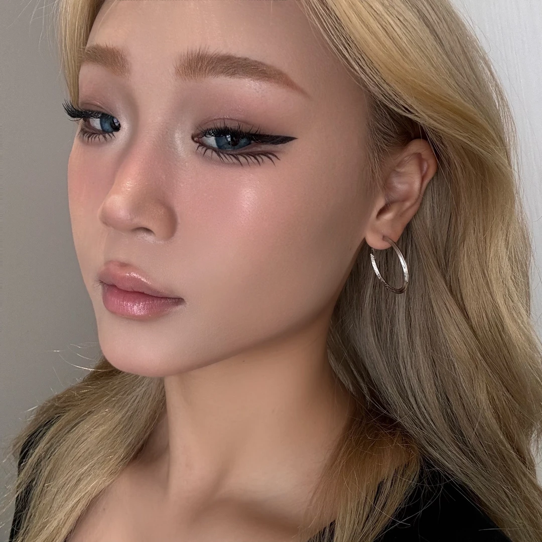 铜合金耳饰 辣妹耳圈女轻奢小众设计高级冷淡风素圈耳环耳饰