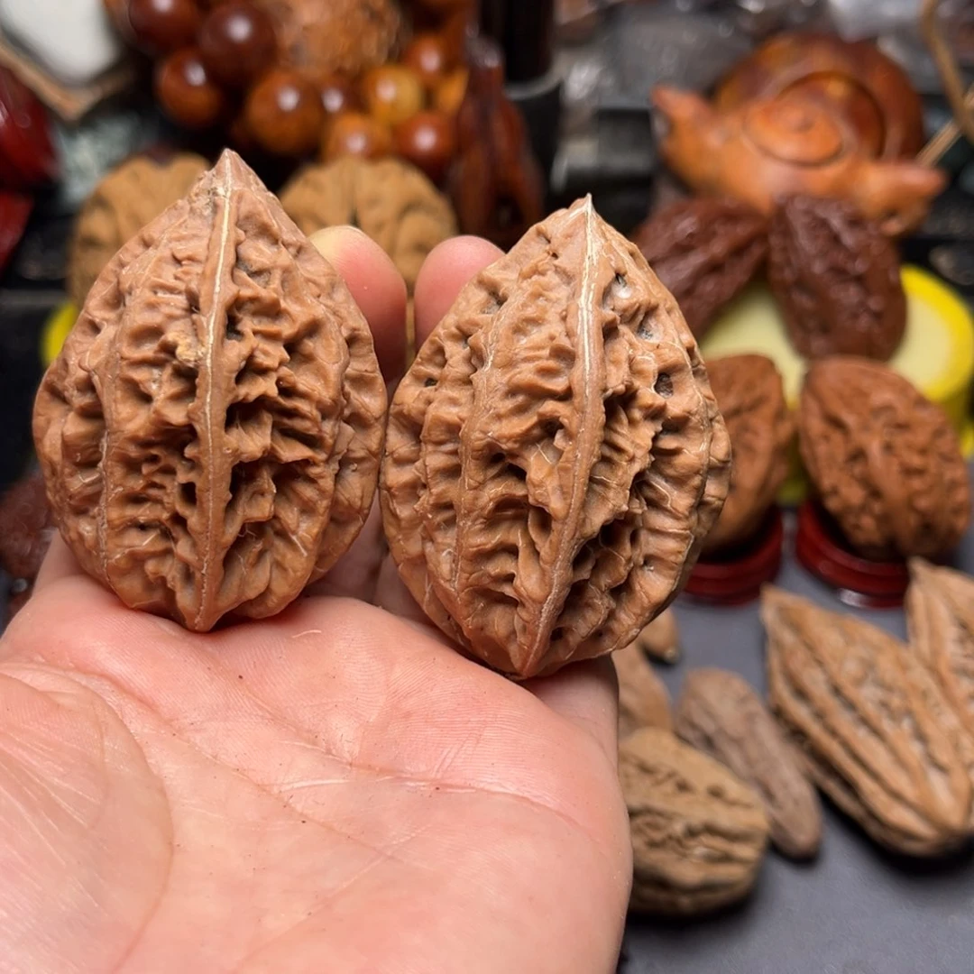 吊坠文玩核桃瑕疵虫爬83