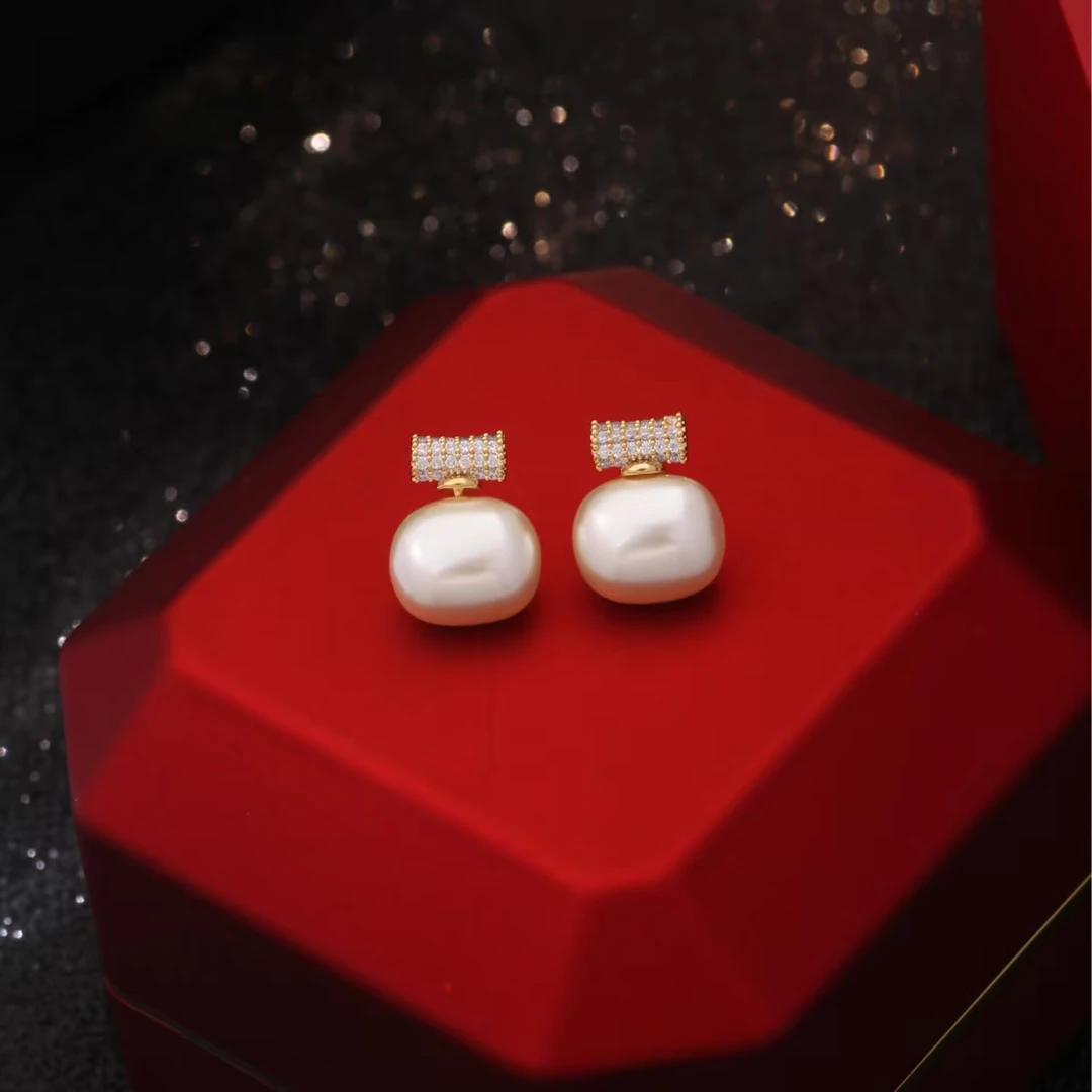 铜合金耳饰 《货号9316》8610简约通勤法式微镶锆石珠珠耳钉