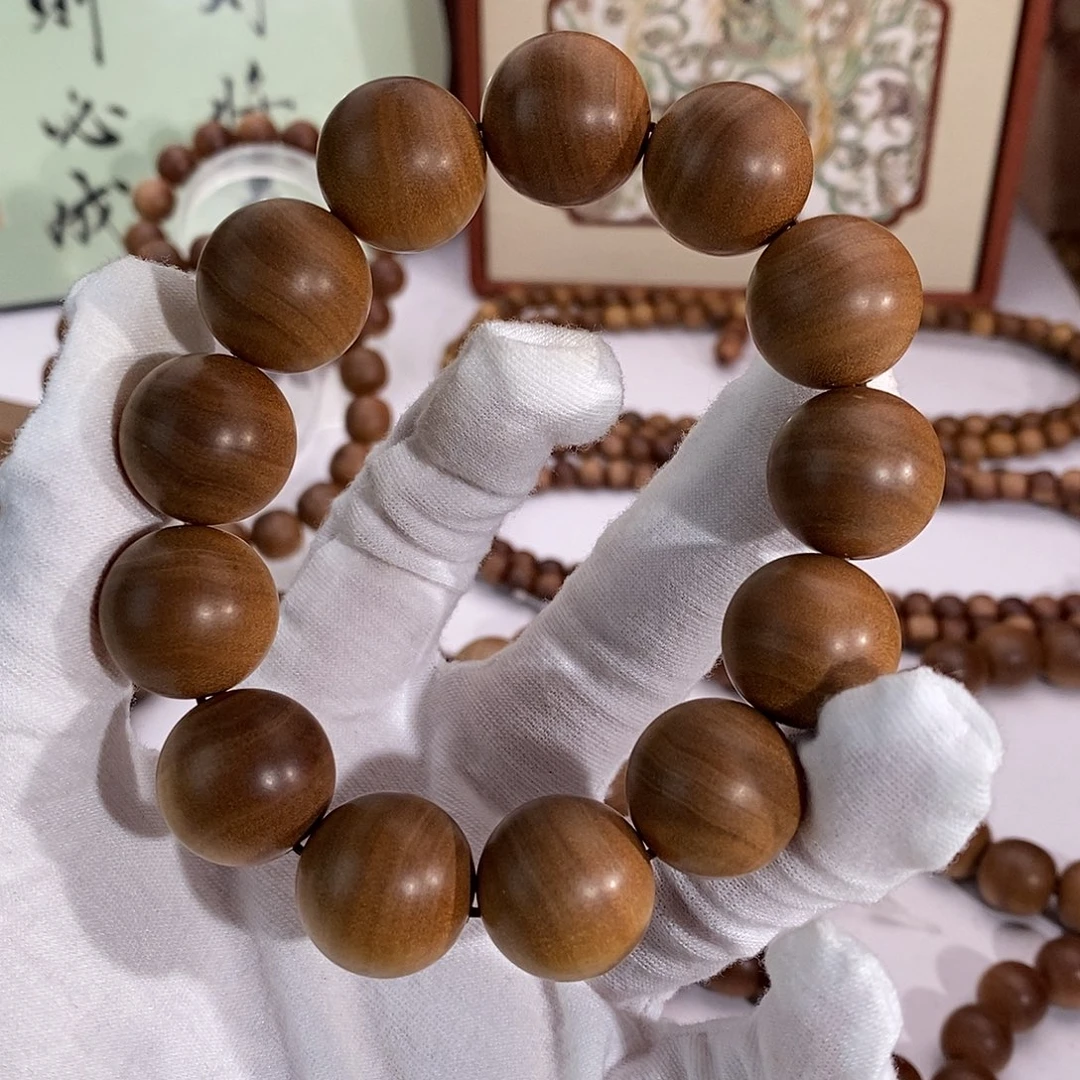 宿***。手串/手链檀香木横纹黑肉18老料