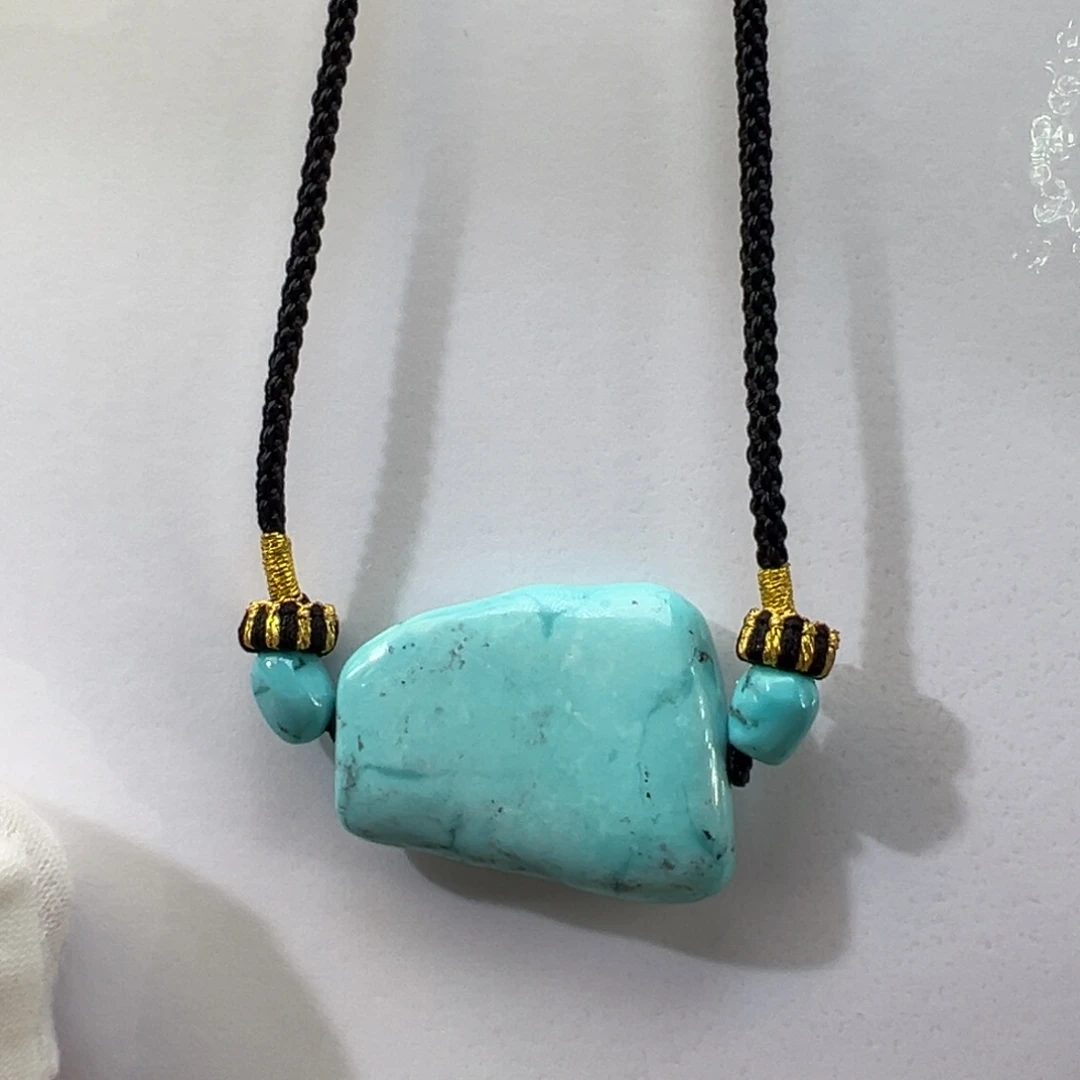 绿松石未镶嵌挂件