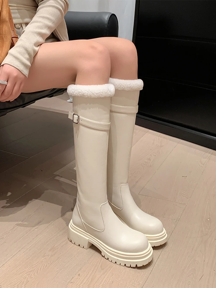 羊羔毛靴子女冬季2025新款白色长筒靴厚底雪地靴加绒加厚高筒长靴