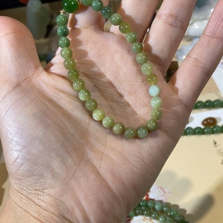 和田玉（糖玉）未镶嵌颈饰这个