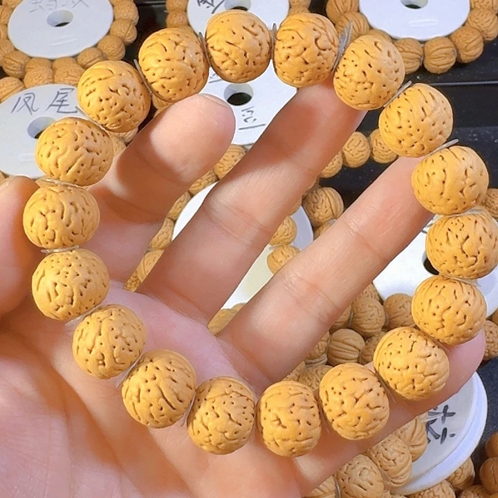 大***天吊坠桃核金丹桃核