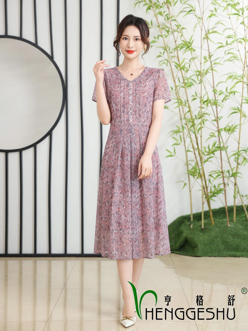 夏季连衣裙女2025新款气质妈妈装宽松洋气显瘦优雅连衣裙