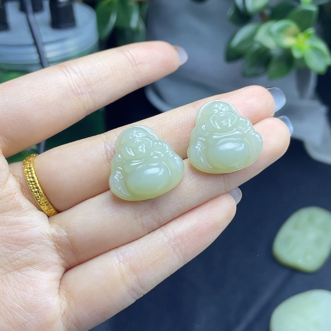 和田玉未镶嵌挂件