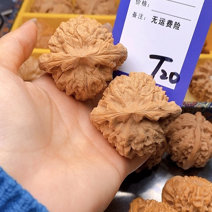 把件文玩核桃文玩核桃龙鼎20