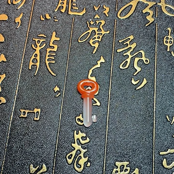 幸***幸南红玛瑙未镶嵌配饰