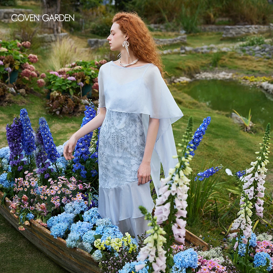 【哥文花园】刺绣吊带连衣裙长裙CSA2082380