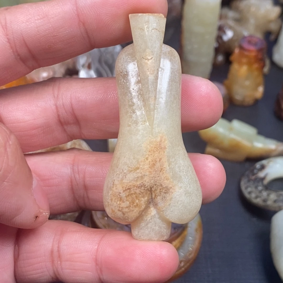 和田玉挂件未镶嵌朝***拾