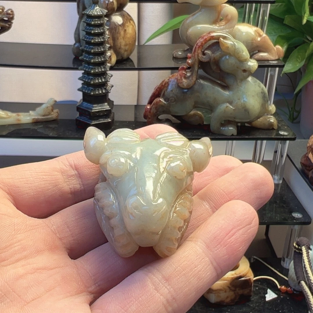 和田玉（糖玉）未镶嵌挂件