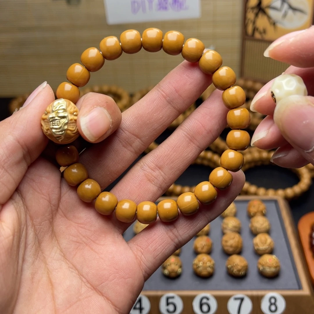 Я***.猴头核桃手串猴头