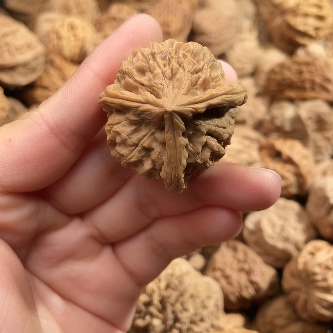 文玩核桃吊坠花****圈玉溪