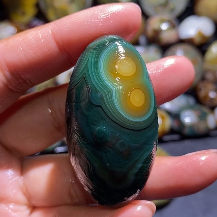 未镶嵌玛瑙/玉髓珠宝奇石