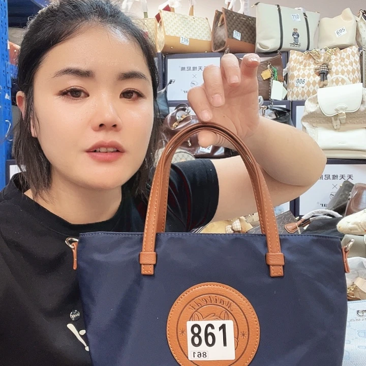 PVC包包包包包包吧