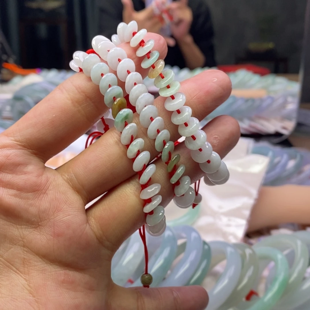 翡翠颈饰未镶嵌平安扣手链多样性发一