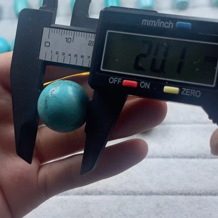 水晶优化松石圆珠20mm尺寸单颗未镶嵌瑕疵