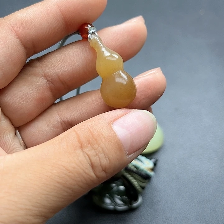 【闪购商品】颈饰未镶嵌和田玉