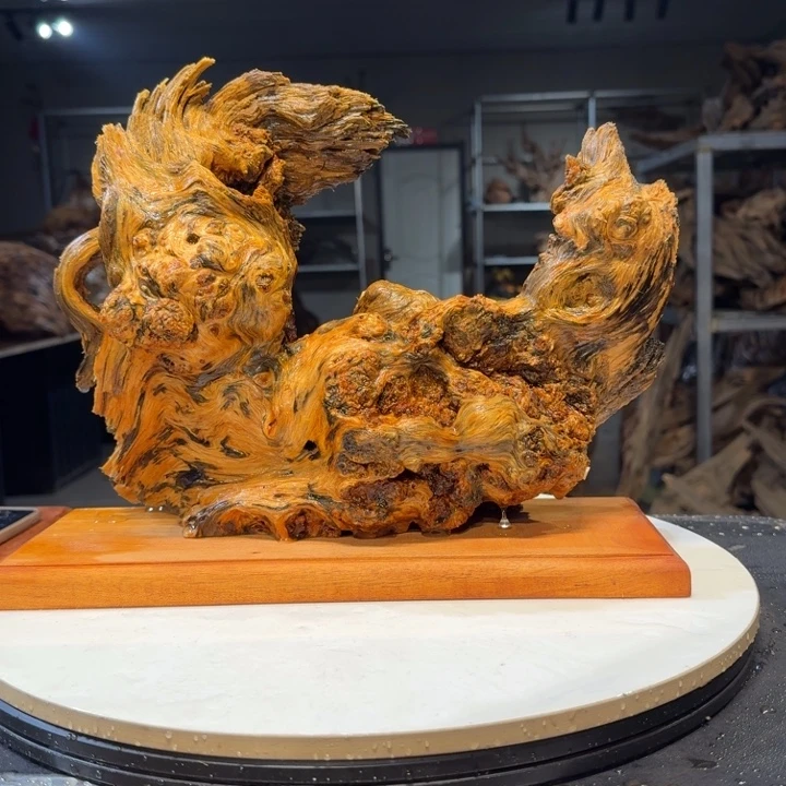 木再***-王一刀琥珀木103