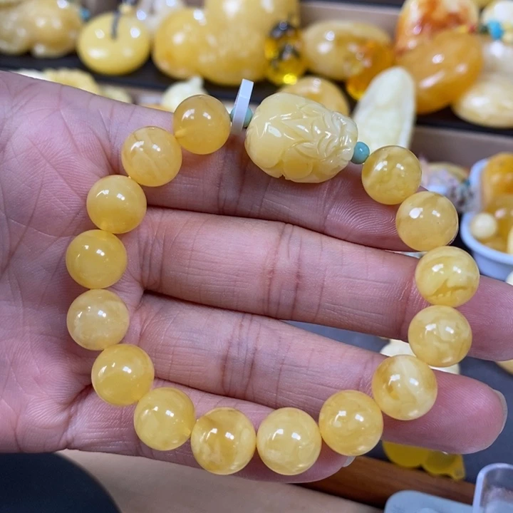 琥珀裸石未镶嵌貔貅单圈