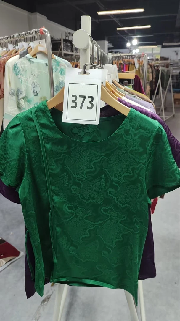 373-T恤针织女士短袖休闲印花普通款